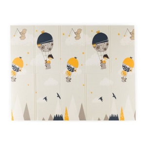 PETITE&MARS dvostrana podloga za igru Campy, Mountains&Triangles 197x147 cm