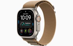 Apple Watch Ultra 4, MJAF4PM/A, GPS + Cellular 49mm M Natural Titanium Case with Desert Alpine Loop, pametni sat