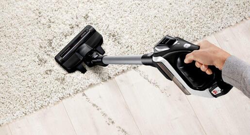 Bosch usisavač BBS811PCK