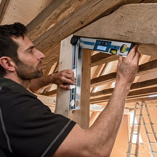 BOSCH Professional digitalni kutomjer GAM 220