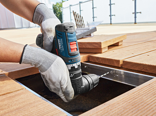 BOSCH Professional akumulatorski izvijač GSR 12 V FlexiClick [sa svim nastavcima: 2x2,0 Ah, L-BOXXl]