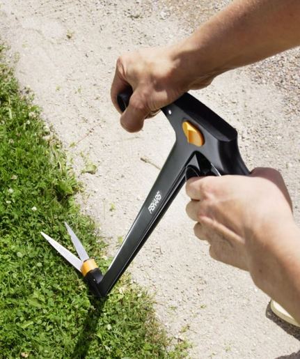 FISKARS duge škare za travu GS46 1035mm Servo-System