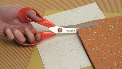 FISKARS univerzalne škare 210mm (za ljevake)