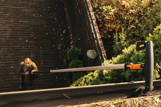 FISKARS drška teleskopska grafitna 1,4-2,4m QuikFit