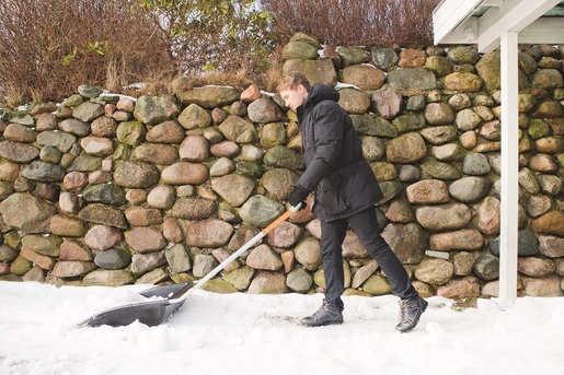 FISKARS lopata široka za guranje snijega 1495 x 720 mm