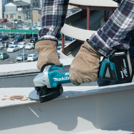 MAKITA akumulatorska kutna brusilica 18V, 125mm (18V,5.0Ah,Li-ion), 2 baterije, kofer, punjač