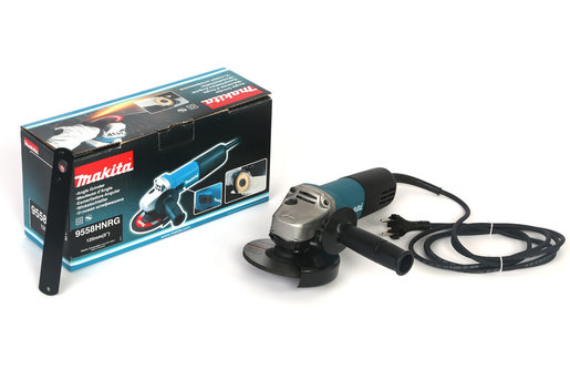 MAKITA kutna brusilica 9558HNRG