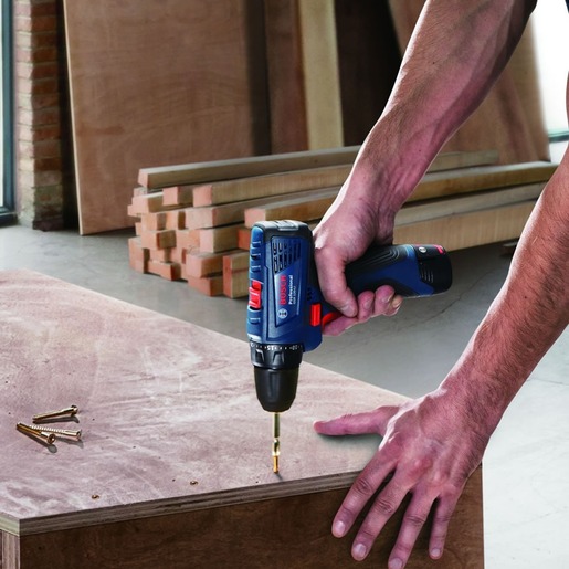 BOSCH Professional akumulatorska bušilica GSR 120 LI (2x2,0 Ah, kovčeg)