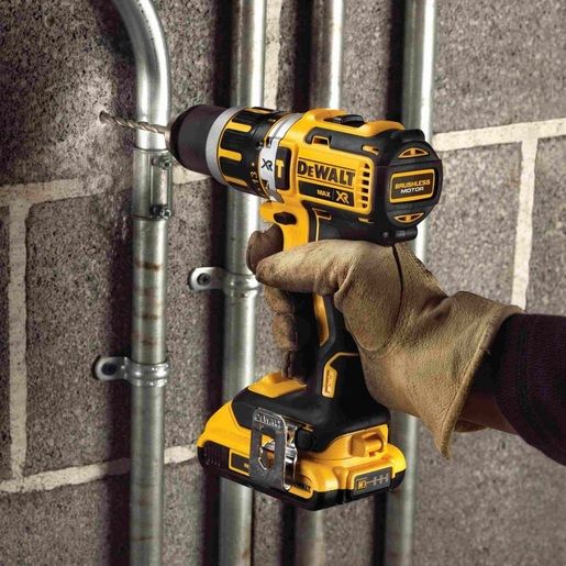 DEWALT akumulatorska udarna bušilica XR 18 V - 2 akumulatora, punjač, kofer - DCD795D2