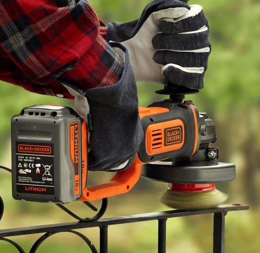BLACK & DECKER akumulatorska kutna brusilica 18 V, 1 akumulator, punjač - BCG720M1