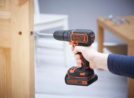 BLACK & DECKER set akumulatorska bušilica i pribor 18 V - 2 akumulatora i 120 dijelni pribor - BCK186D2KA