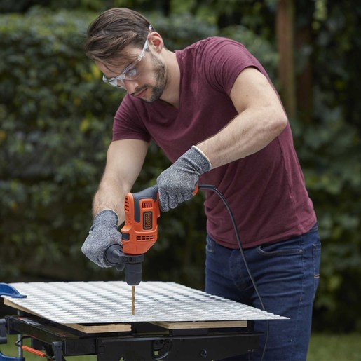 BLACK & DECKER udarna bušilica 500 W - BEH200