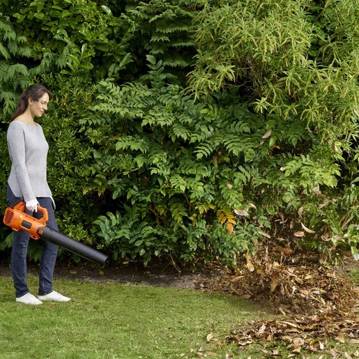 BLACK & DECKER akumulatorski puhač za lišče 18V, 1 akumulator, punjač - BCBL200L