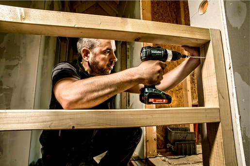 METABO akumulatorska udarna bušilica SB 18 LT BL, 2 akumulatora, punjak, kofer - BRUSHLESS motor