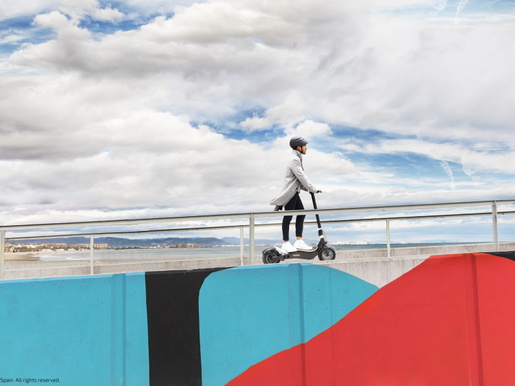 Cecotec električni romobil Bongo Serie Z, izmjeniva baterija, stražnji pog, 500W