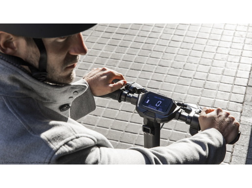 Cecotec električni romobil Bongo Serie Z, izmjeniva baterija, stražnji pog, 500W