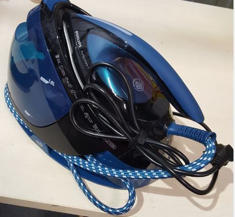 Philips parna postaja GC8735/80_oštećena ambalaža_4059903_TPNJ