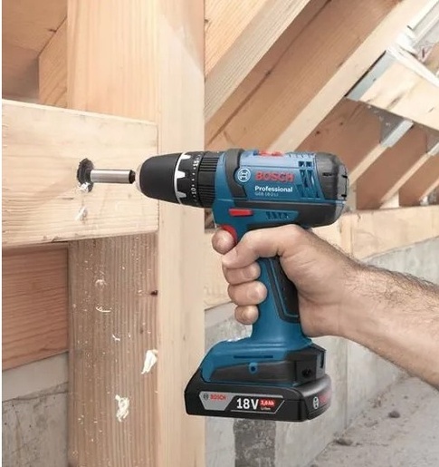 BOSCH Professional akumulatorska udarna bušilica GSB 180-LI (2x2,0Ah, kovčeg) - 18 V