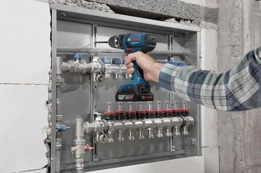 BOSCH Professional akumulatorska udarna bušilica GSB 180-LI (2x2,0Ah, kovčeg) - 18 V