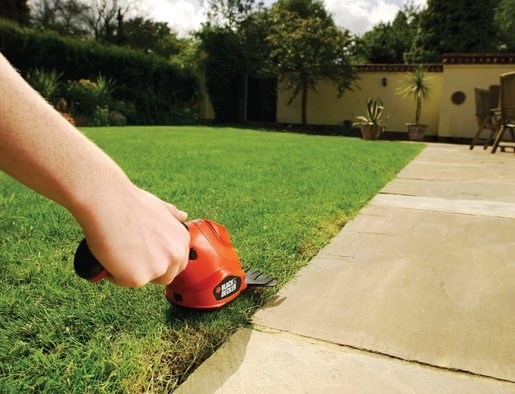 BLACK & DECKER akumulatorske škare za travu GSL200 - 3,6V