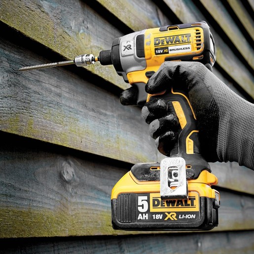 DEWALT akumulatorski udarni odvijač 18V 2x5,0Ah - DCF887P2 brushless motor