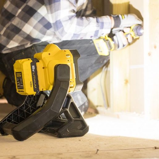 STANLEY FATMAX akumulatorska led svjetiljka 18V - FMCL001B SAMO ALAT bez baterije i punjača