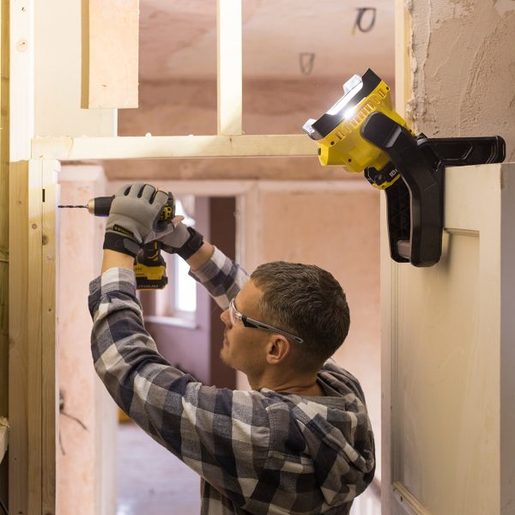 STANLEY FATMAX akumulatorska led svjetiljka 18V - FMCL001B SAMO ALAT bez baterije i punjača