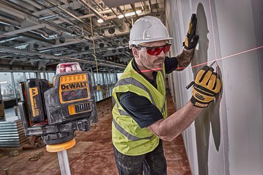 DEWALT akumulatorski laserski križni nivelir 10,8V 1x2,0Ah - DCE089D1R
