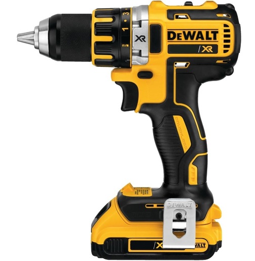 DEWALT akumulatorska bušilica XR 18 V - 2 akumulatora, punjač, kofer - DCD790D2
