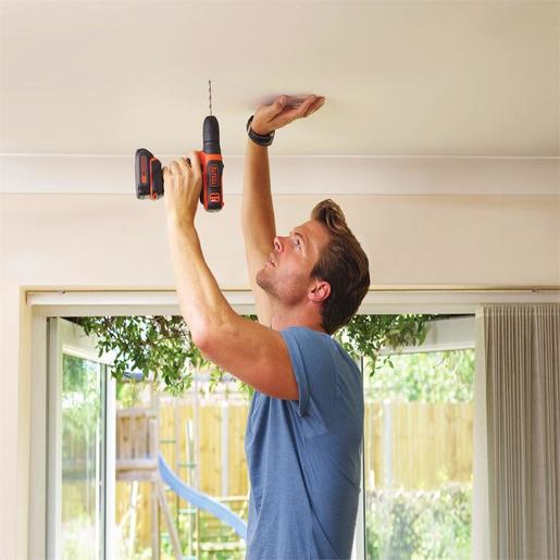 BLACK & DECKER akumulatorska bušilica BDCD12