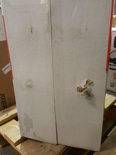 Hoover usisavač Xarion XP81_ XP15011_oštećena ambalaža_TPNJ