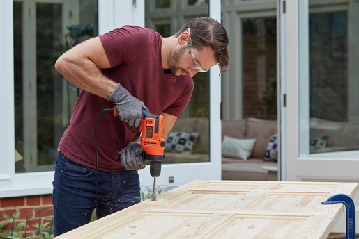 BLACK & DECKER udarna bušilica 500 W - BEH200K - kofer