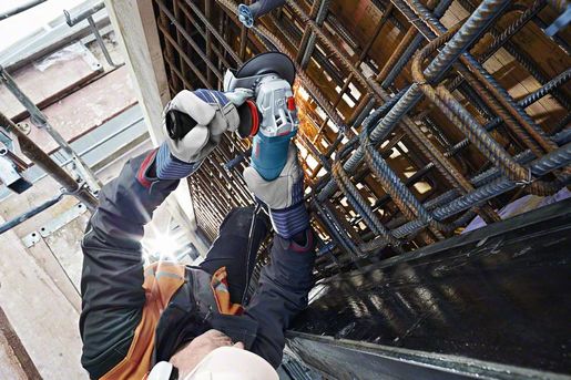 BOSCH Professional kutna brusilica GWS 15-125 CIEPX