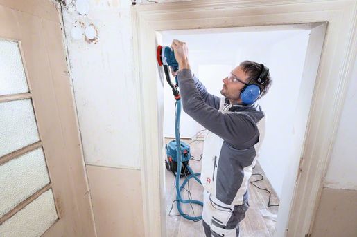 BOSCH Professional ekscentrična brusilica GЕТ 75-150