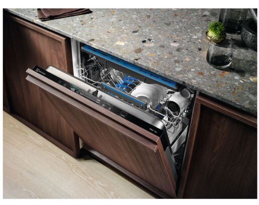 Electrolux perilica posuđa EEM43200L