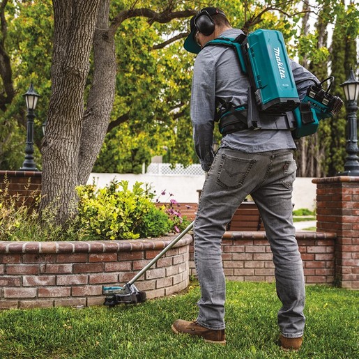 MAKITA ruksak za 4x 18V akumulatore PDC01 191A64-2