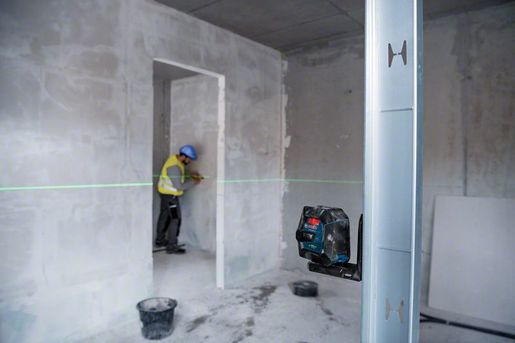 BOSCH Professional laserski nivelir GLL 2-15 G + cilj. ploča + torba