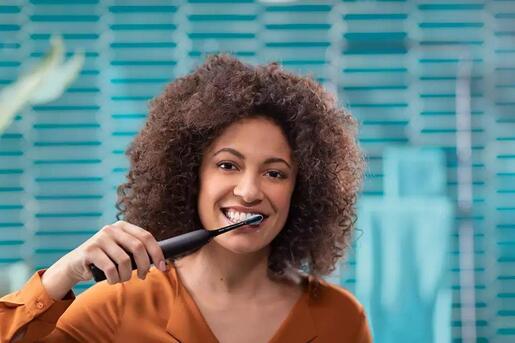 Philips Sonicare električna četkica Diamond Clean serije 9000 HX9911/09