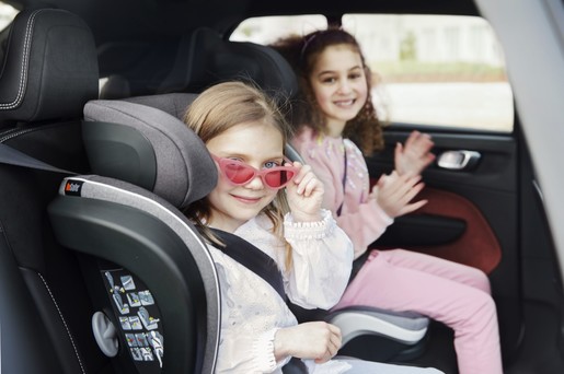 BeSafe autosjedalica iZi Flex S FIX (15-36kg), Metallic siva