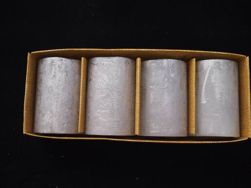 Svijeća metalik 5x7.5cm. 4kom - srebrna