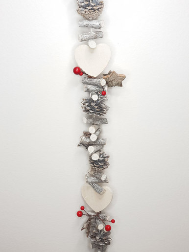 Girlanda s drvenim dekoracijama - 100 cm