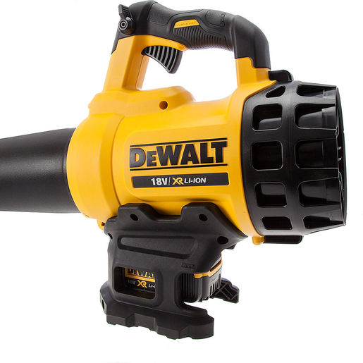 DEWALT akumulatorski puhač lišća DCM562P1 - 18 V u setu sa baterijom 5.0 Ah + punjač