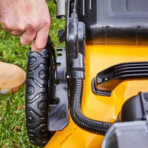 DEWALT akumulatorska kosilica DCMW564P2 18 V - u setu sa dvije baterije 5,0 Ah + punjač