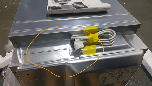 Bosch pećnica HBG675BB1*Rasprodaja_ambalaža_TPNJ