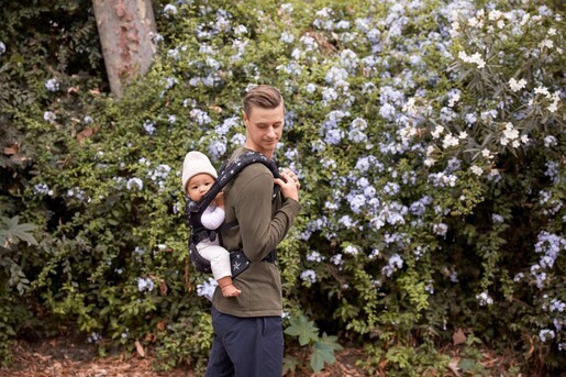 Ergobaby Omni 360 nosiljka, Cool Air, Black Stars