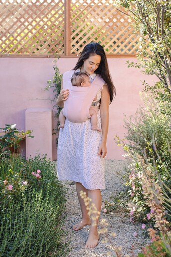 Ergobaby Embrace nosiljka Blush Pink