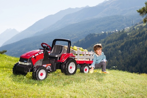Peg Perego traktor na pedale Maxi Diesel
