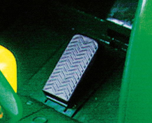 Licencirani Peg Perego kiper na akumulator John Deere Gator HPX