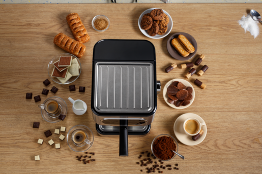 Gorenje aparat za espresso kavu ESCM15DBK