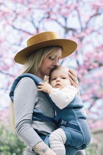 Ergobaby Adapt nosiljka, Cool air, Oxford plava